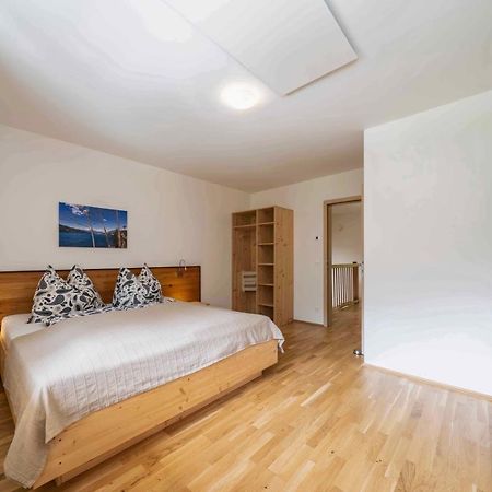 4Luxurioeses Ferienhaus In Traumhafter Landschaft デーブリアッハ エクステリア 写真